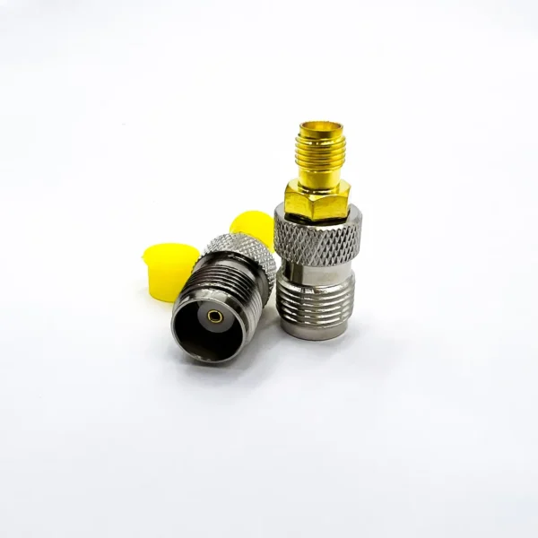 TNC female - SMA female високочастотний перехідник (конектор папа - папа)